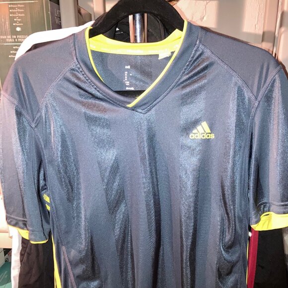 vintage men's addidas  tennis, socceer. athletic top,  grey w yellow. size M - Picture 1 of 6